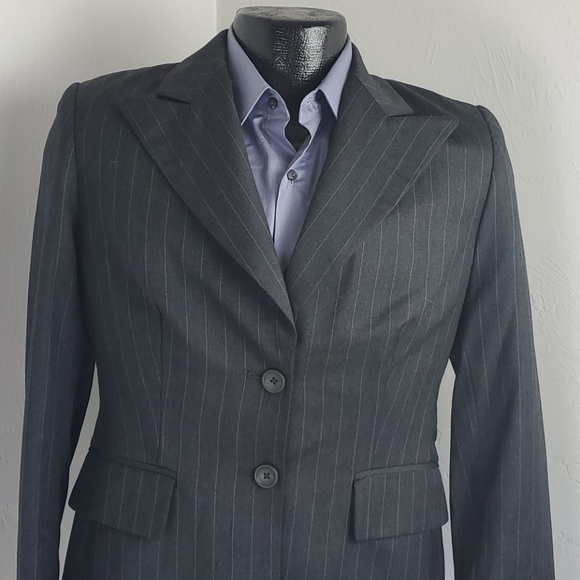 Banana Republic wool blend strips two buttons two buttons women size 8P - Picture 2 of 7